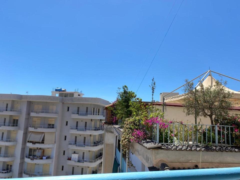 Tulipani Apartments Near Promenade ซารานเดอ ภายนอก รูปภาพ